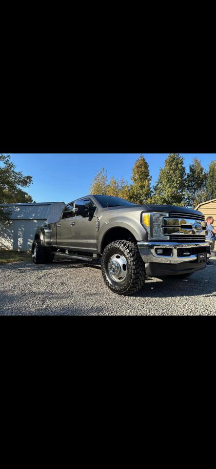 Ford F-350 SD King Ranch Crew Cab Long Bed DRW 4WD 2017