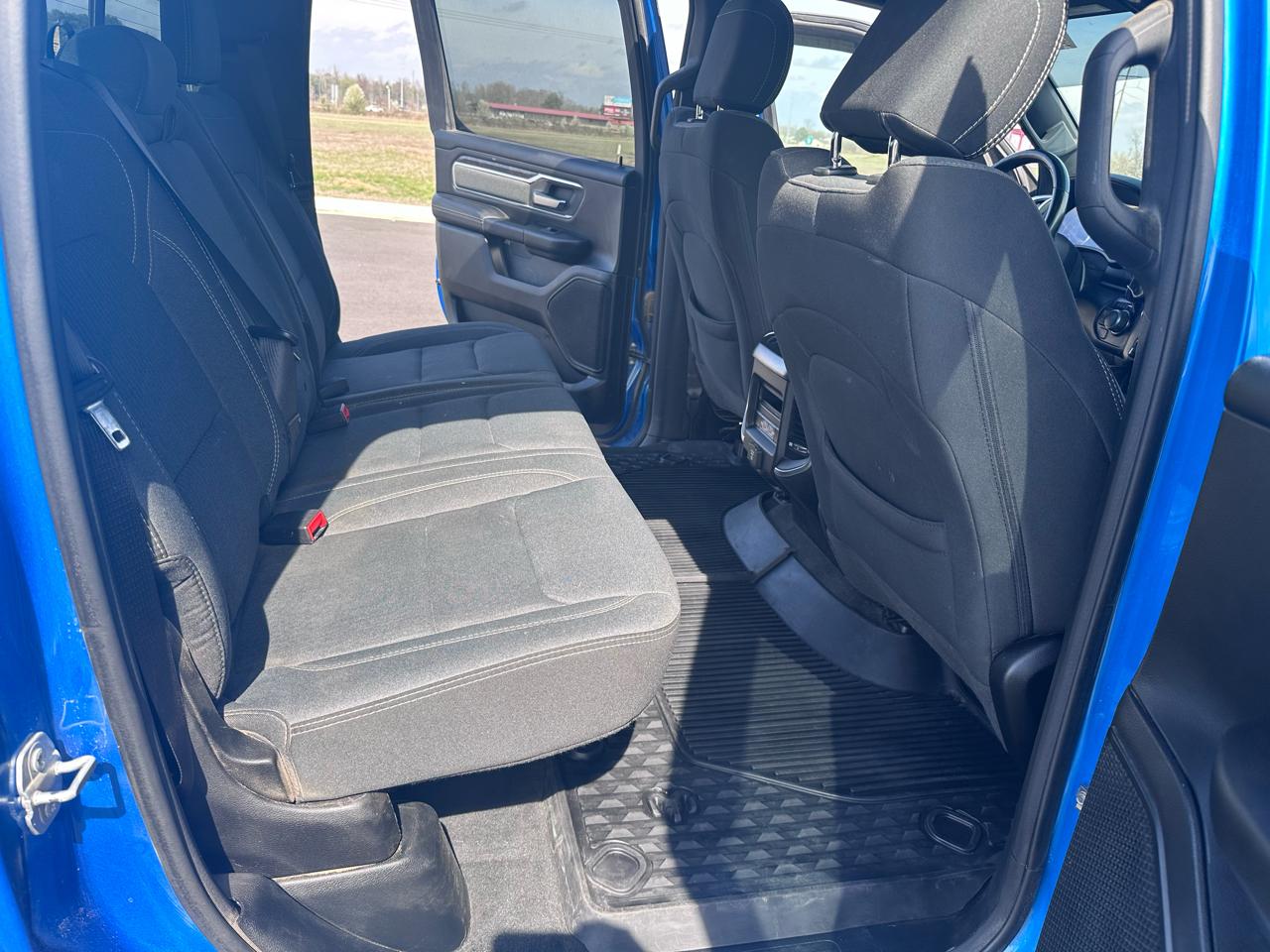 RAM 1500 Big Horn Crew Cab SWB 4WD 2021