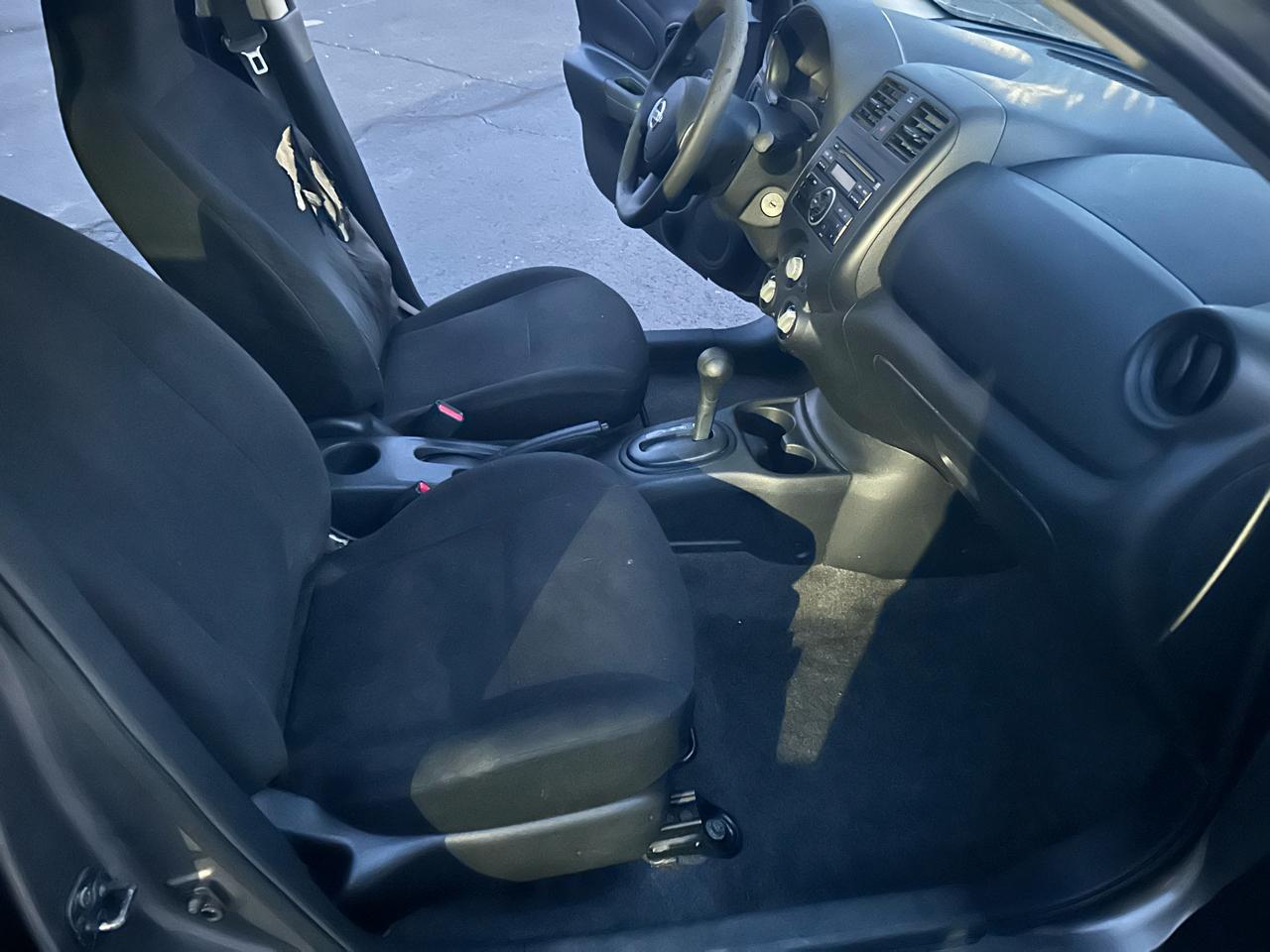 Nissan Versa 1.6 S Plus 2014