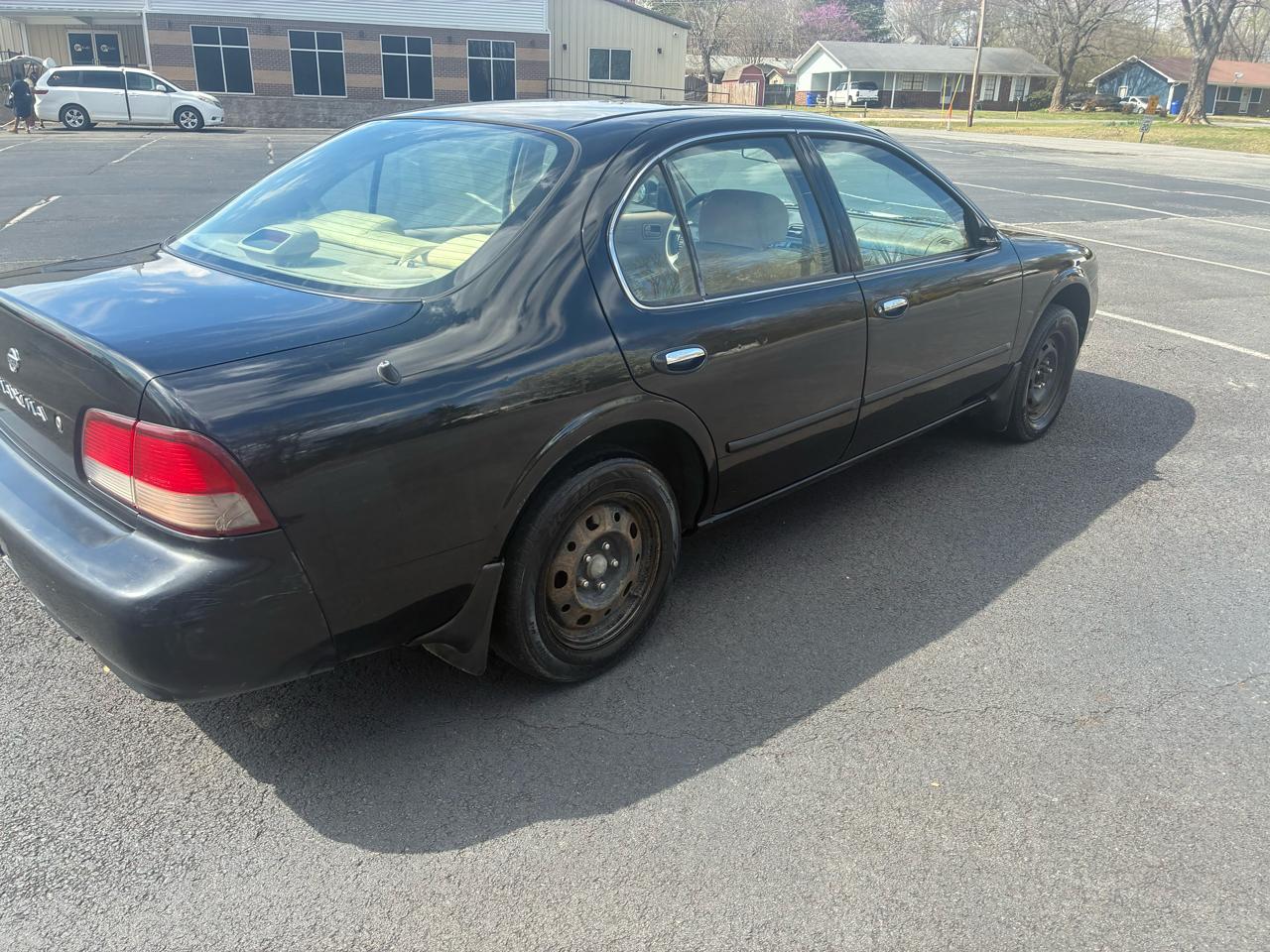 Nissan Maxima GXE 1999