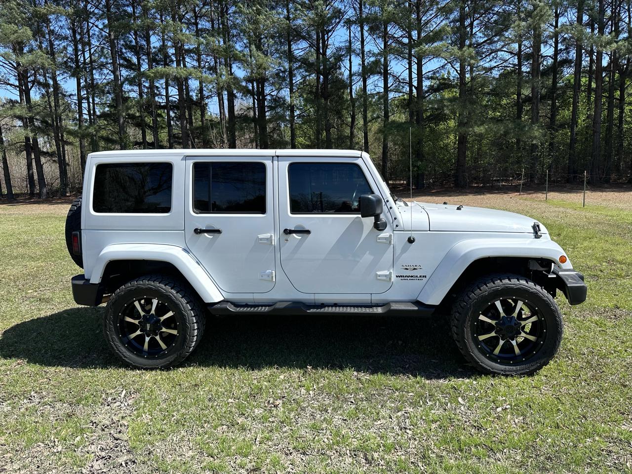 Jeep Wrangler Unlimited Sahara 4WD 2016