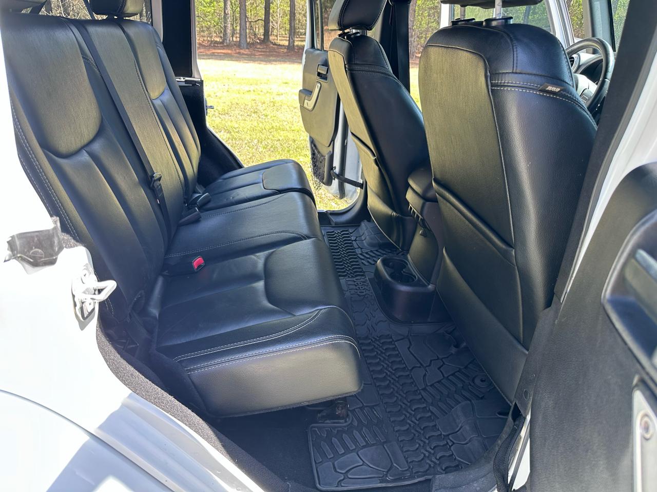 Jeep Wrangler Unlimited Sahara 4WD 2016