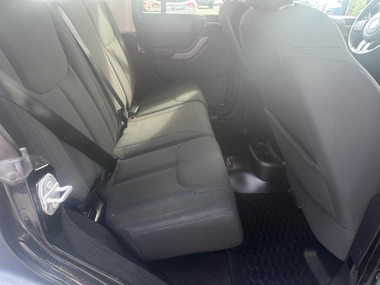 Jeep Wrangler Unlimited Sport 4WD 2016