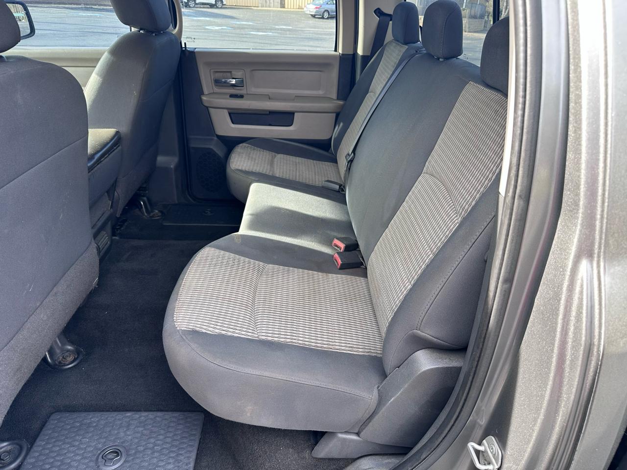 Dodge Ram 1500 SLT Crew Cab 2WD 2009