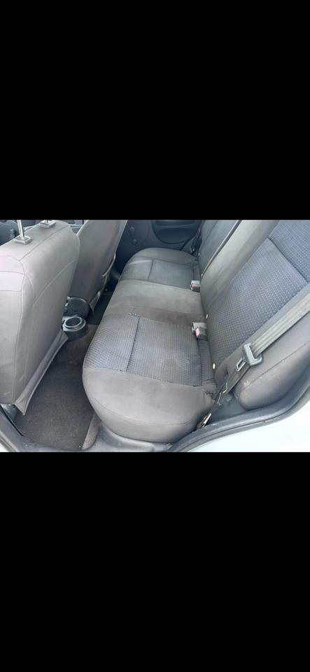 Chevrolet Aveo LS 5-Door 2006