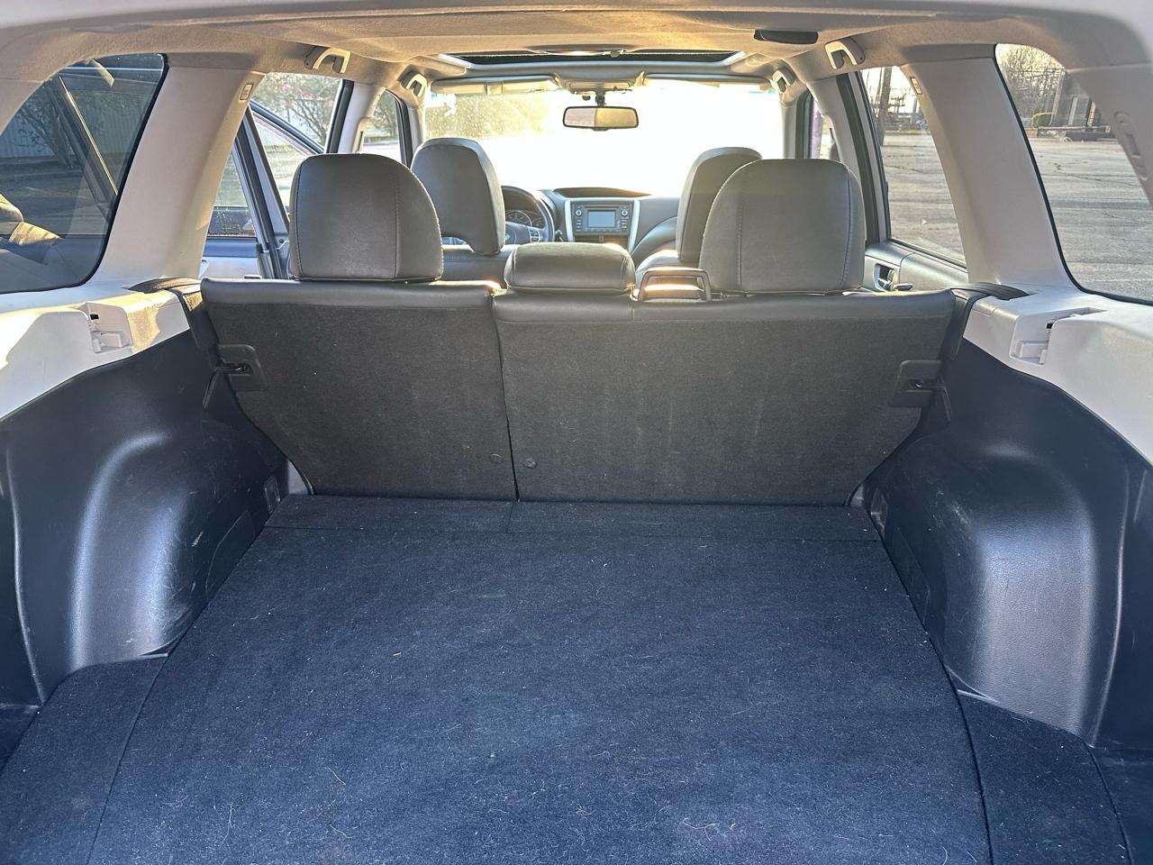 Subaru Forester 2.5X Limited 2012