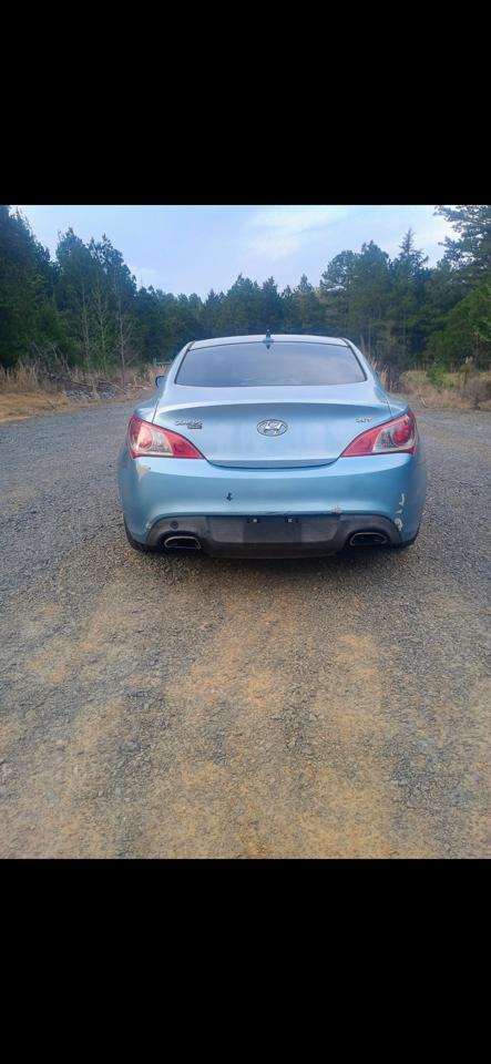 Hyundai Genesis Coupe 2dr 2.0T Auto Premium 2010