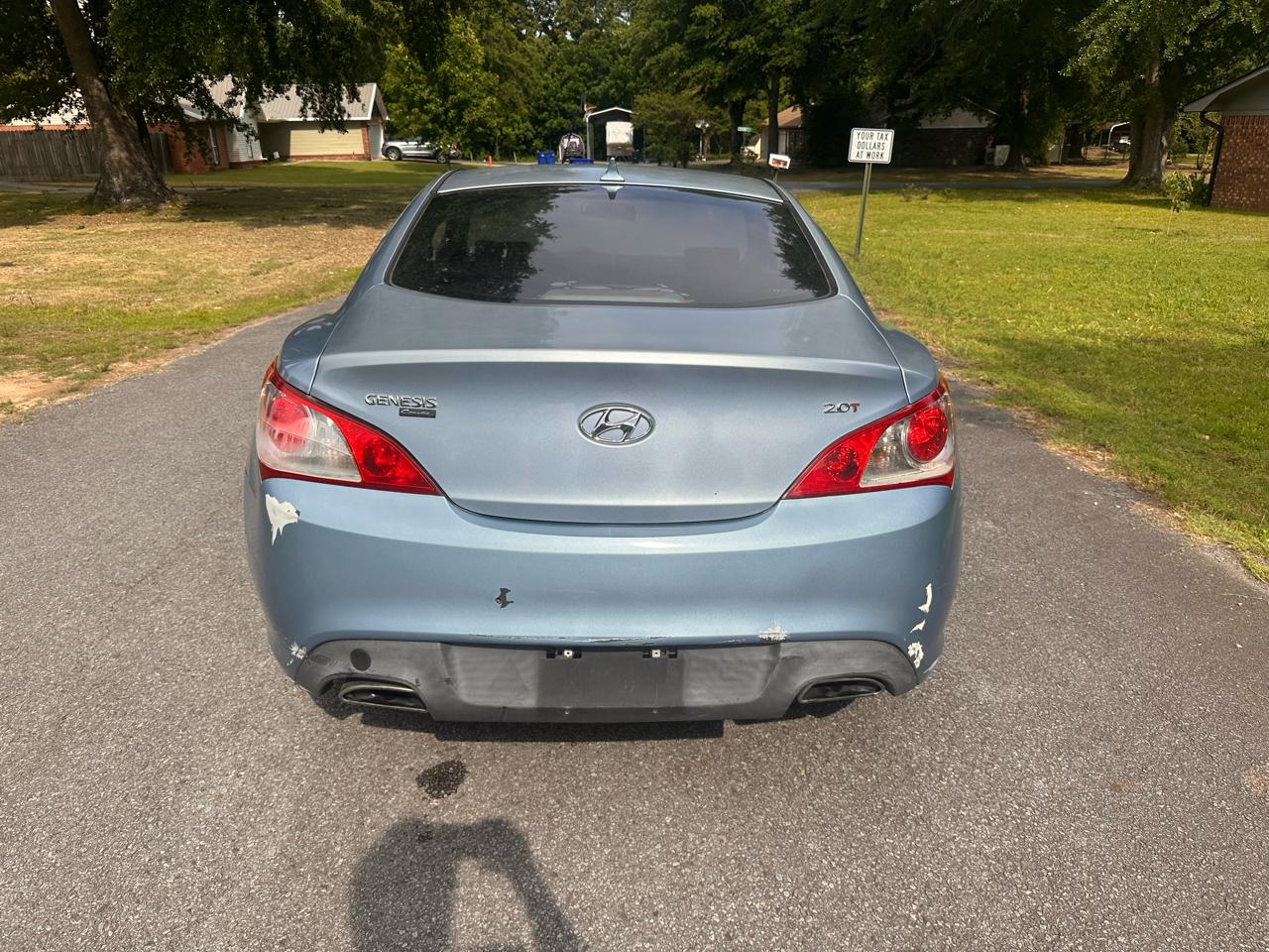 Hyundai Genesis Coupe 2dr 2.0T Auto Premium 2010
