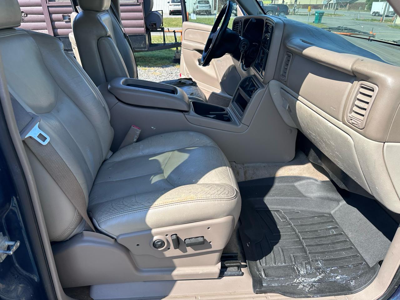 Chevrolet Tahoe 4WD 2005