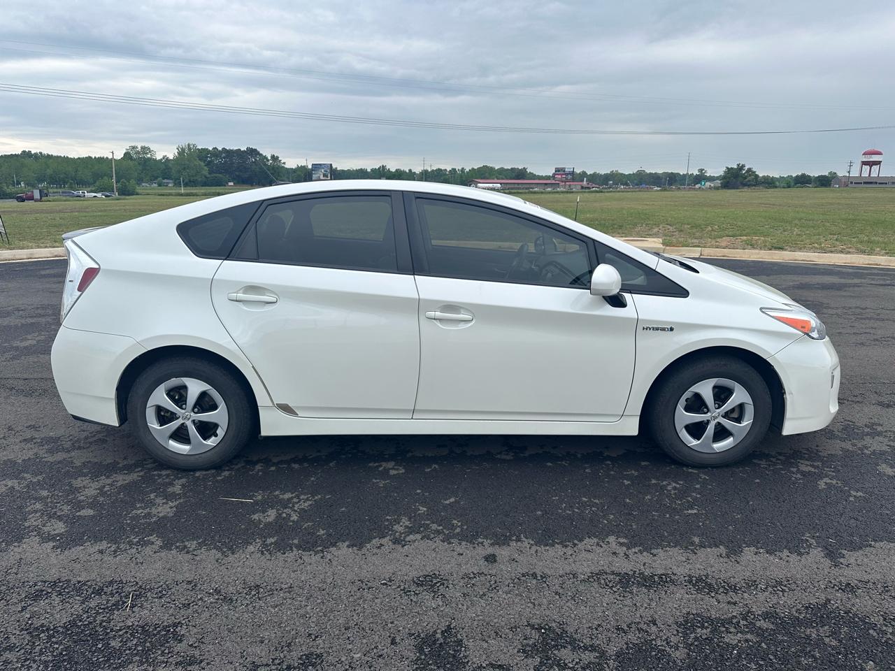 Toyota Prius Prius V 2012
