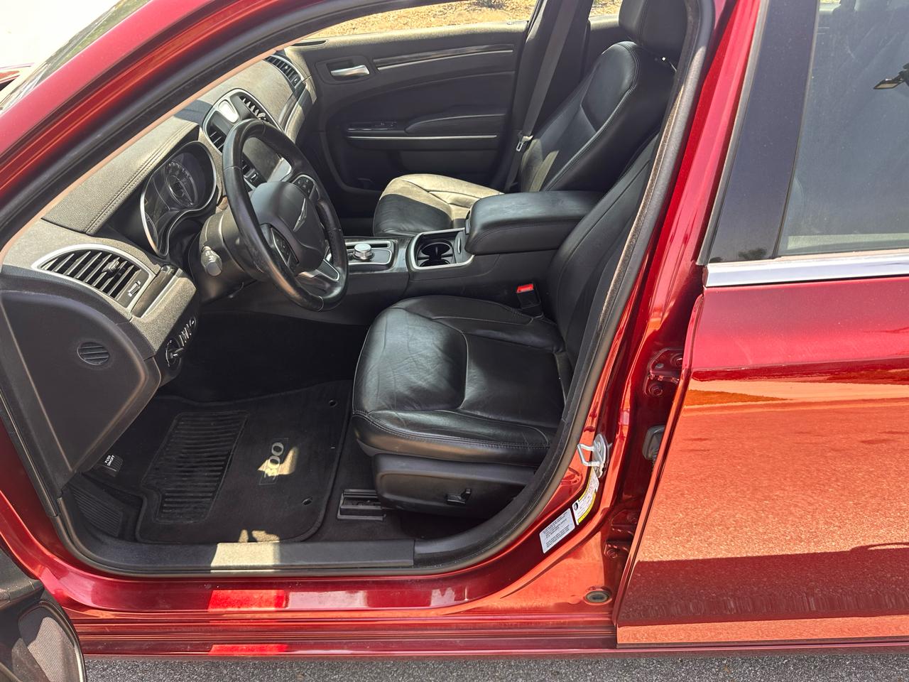 Chrysler 300 Limited RWD 2016