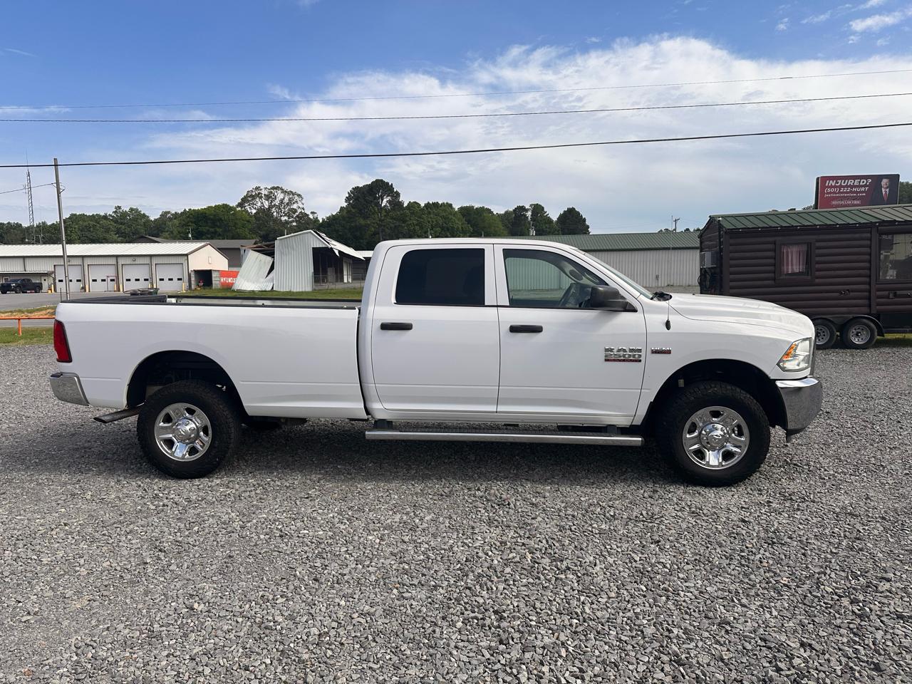 RAM 2500 Tradesman Crew Cab LWB 4WD 2015