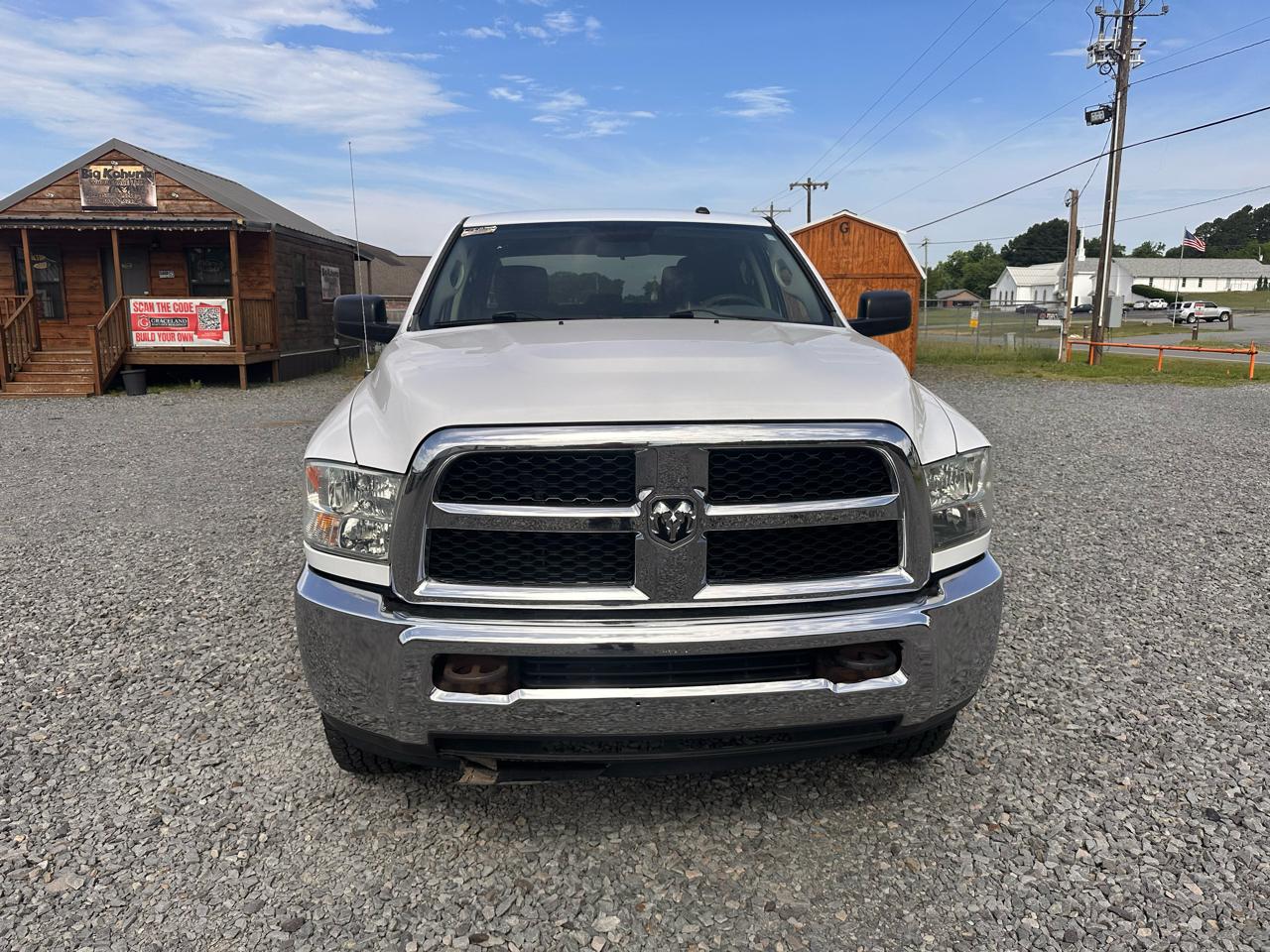 RAM 2500 Tradesman Crew Cab LWB 4WD 2015