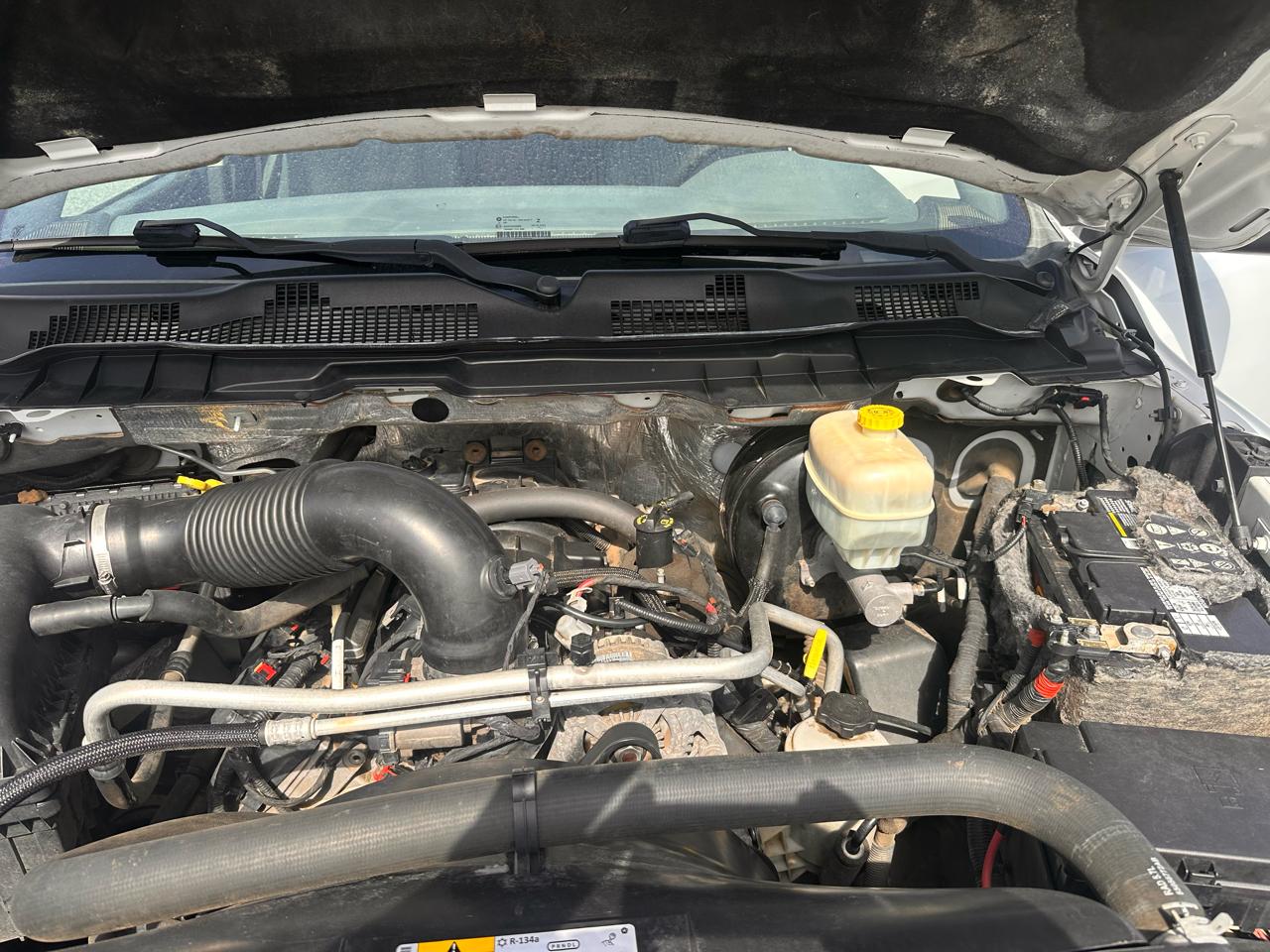 RAM 2500 Tradesman Crew Cab LWB 4WD 2015