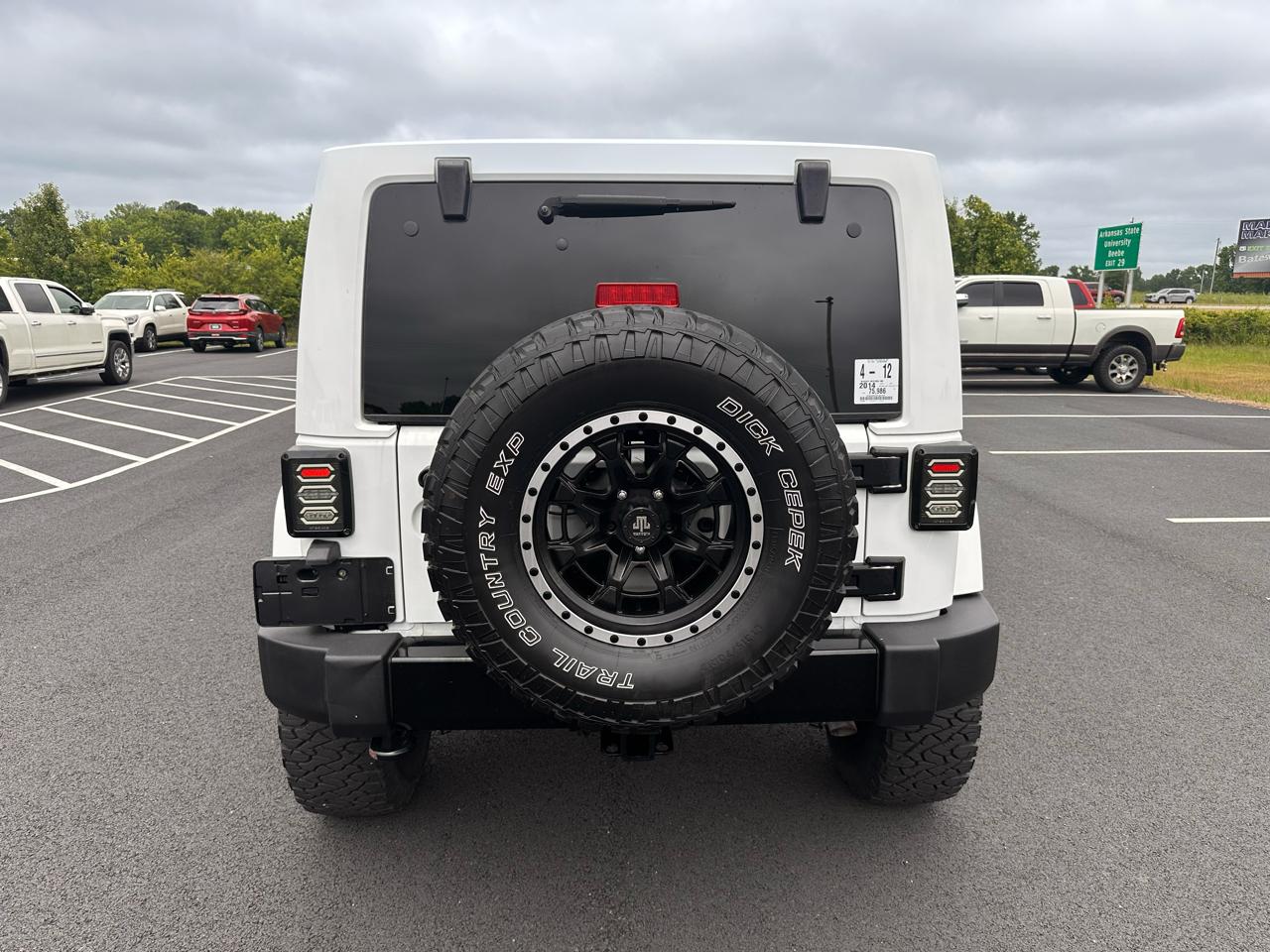 Jeep Wrangler Unlimited Sahara 4WD 2014