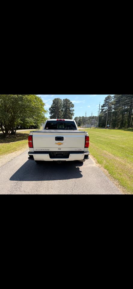 Chevrolet Silverado 1500 4WD Crew Cab 153.0" High Country 2015
