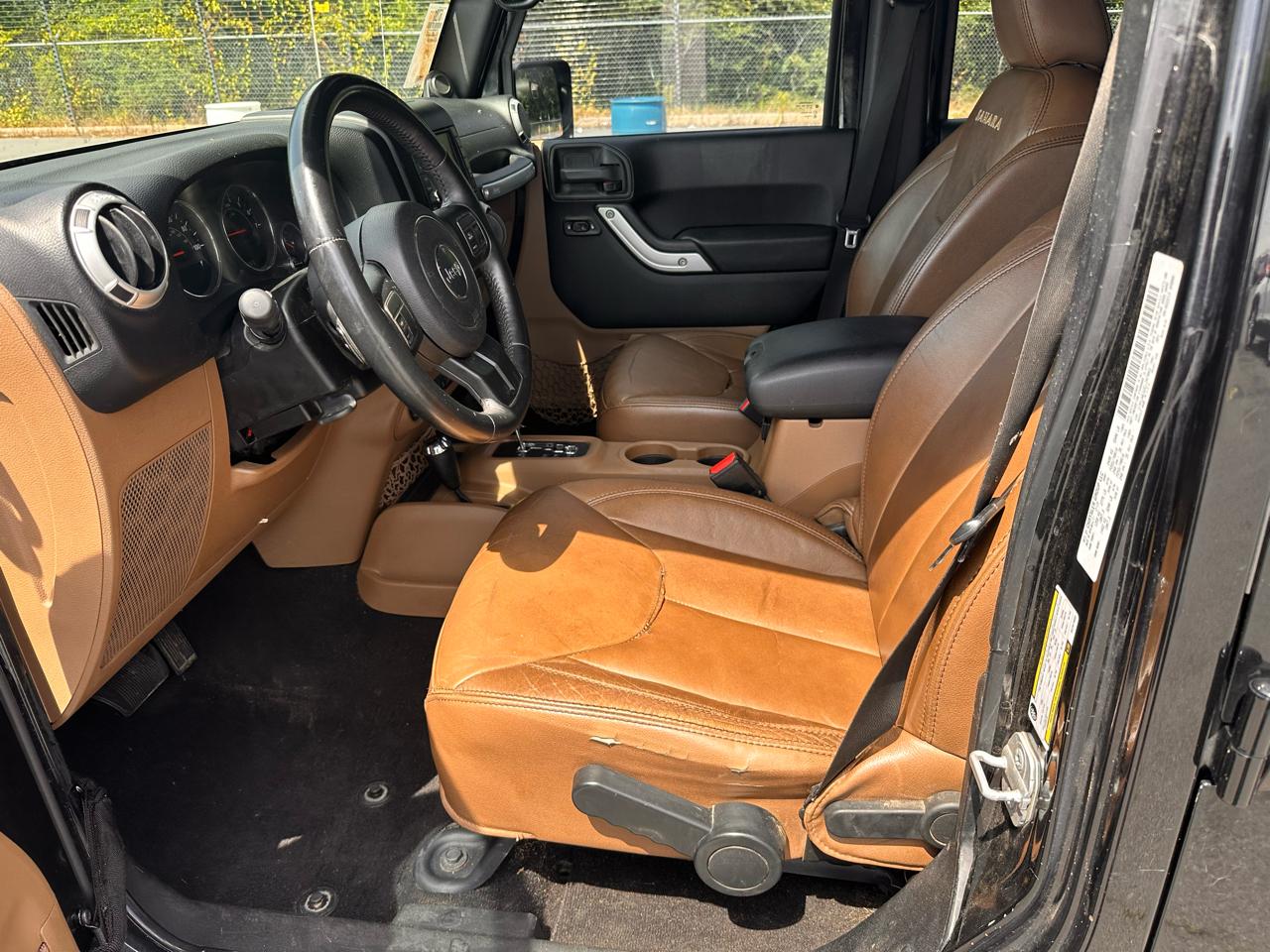 Jeep Wrangler Unlimited Sahara 4WD 2014