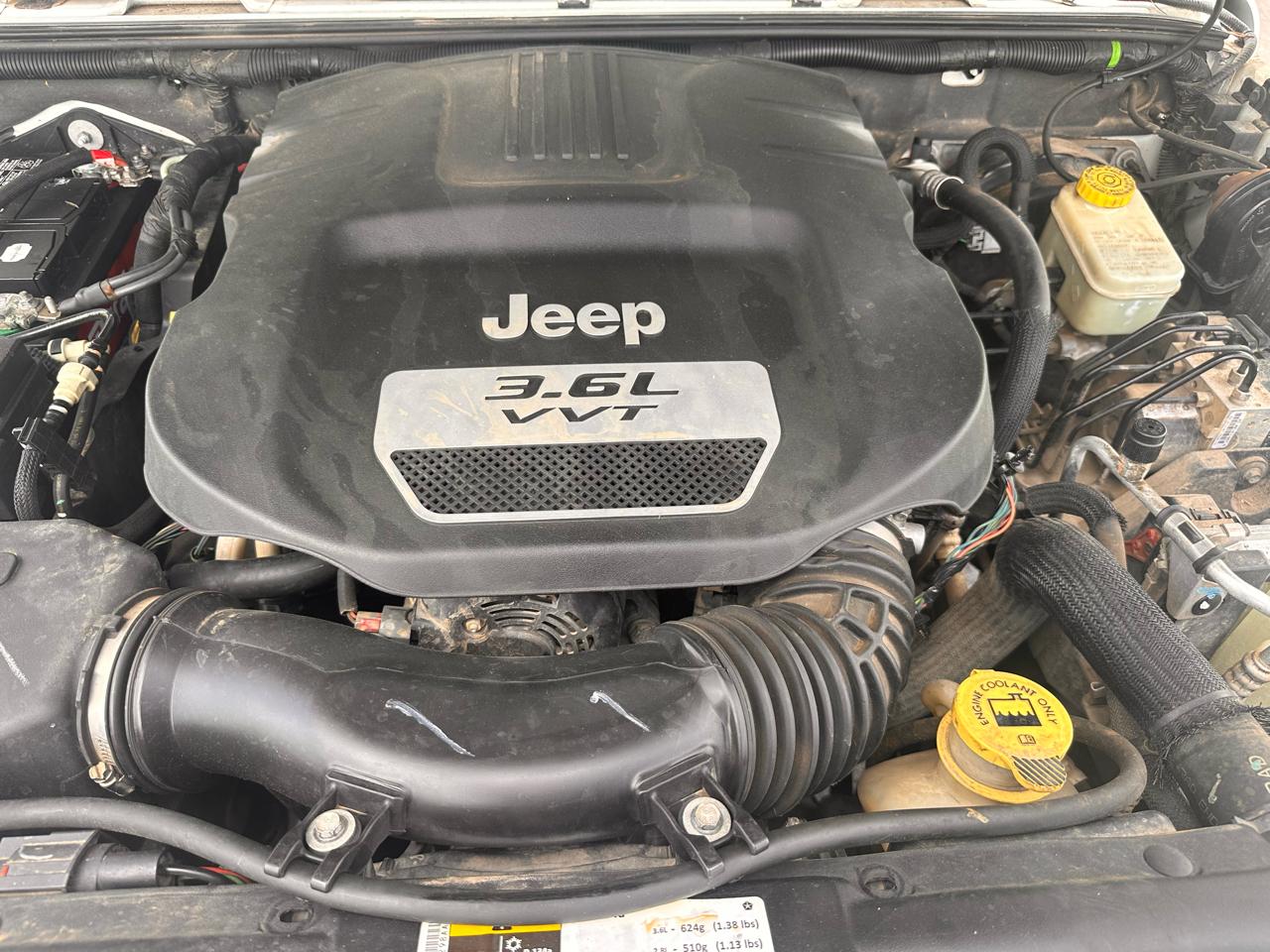 Jeep Wrangler Unlimited Sahara 4WD 2013
