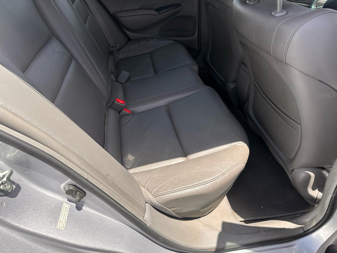Honda Civic EX-L Sedan 5-Speed AT 2011