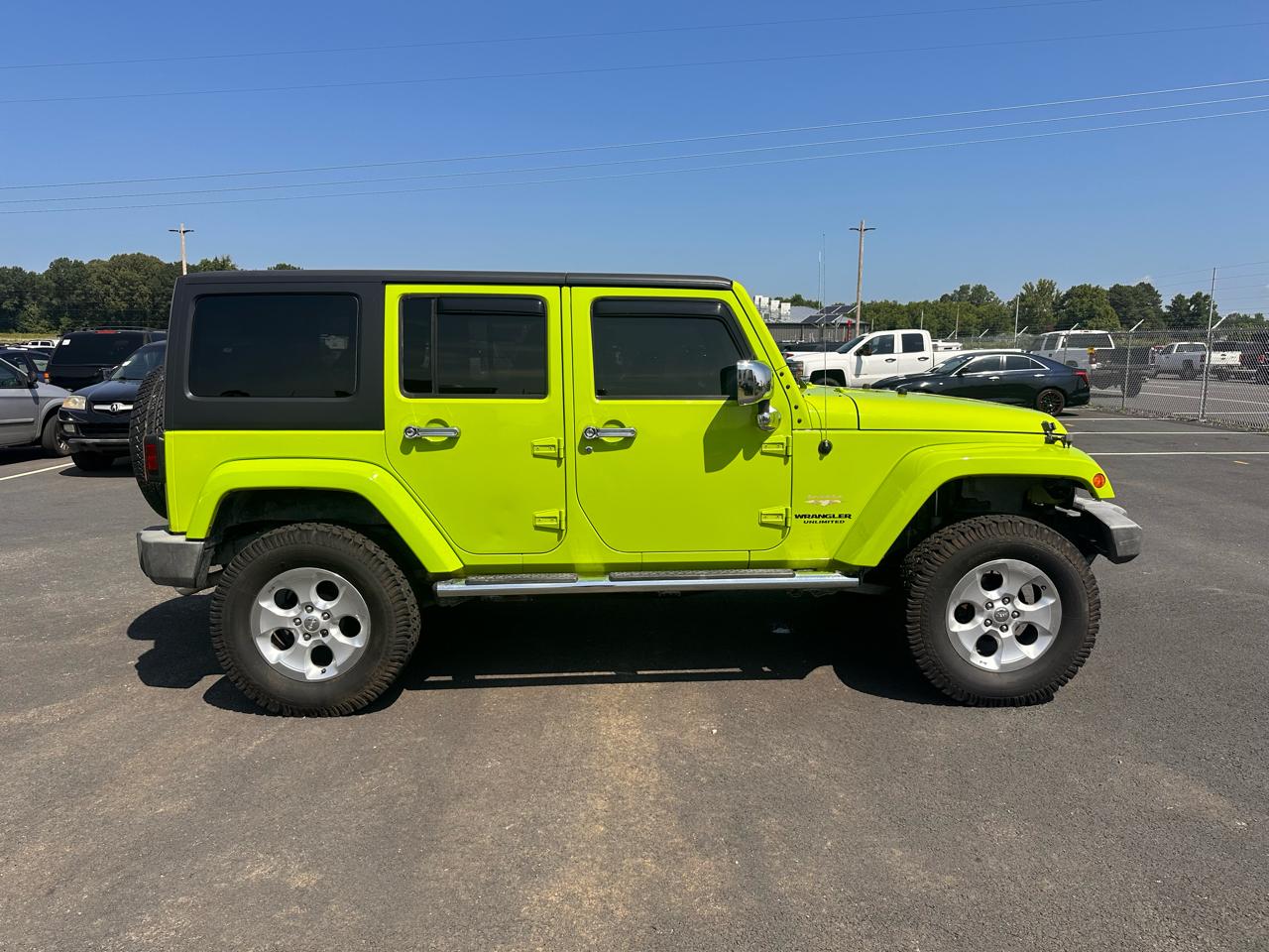 Jeep Wrangler Unlimited Sahara 4WD 2013
