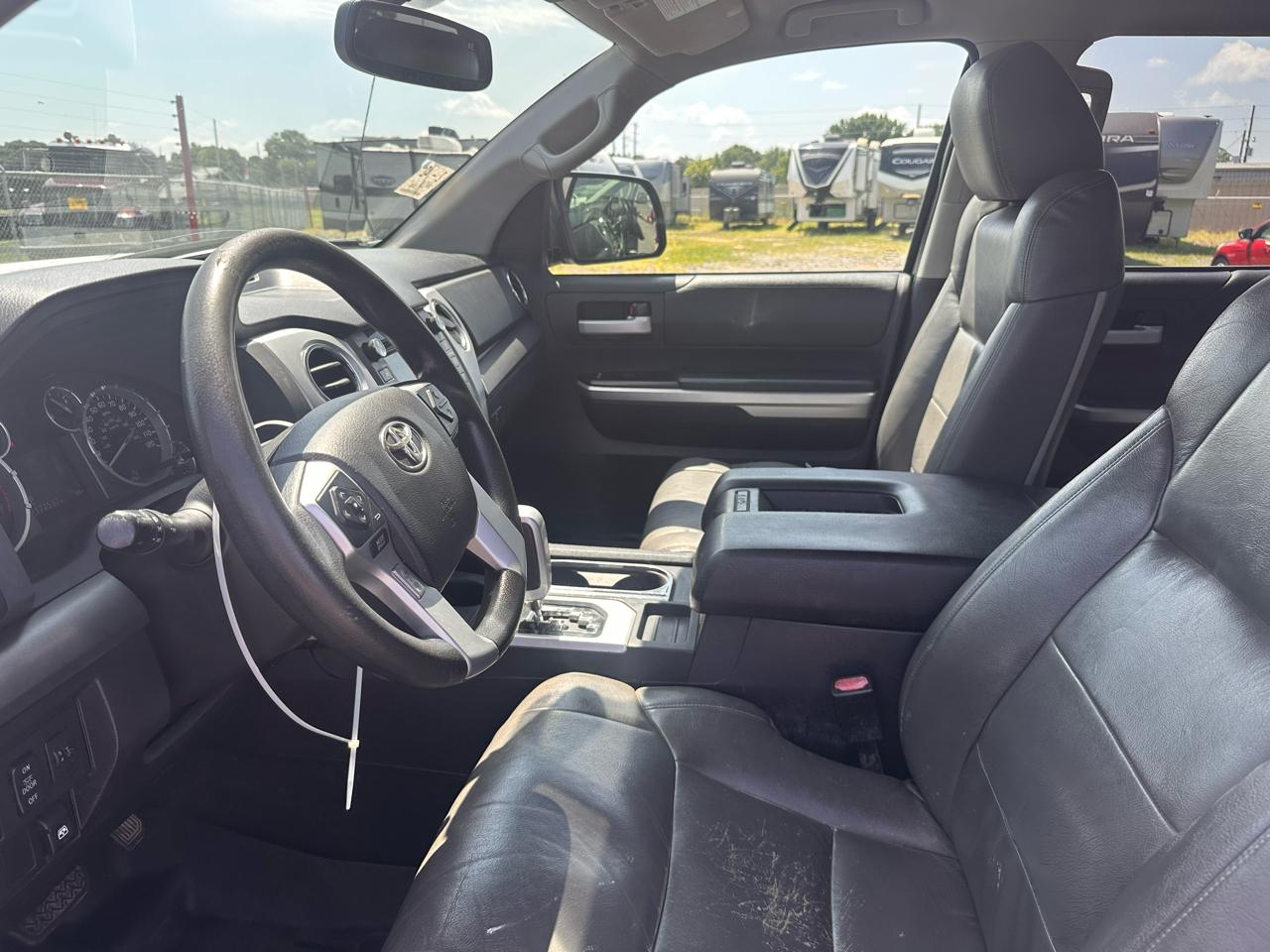 Toyota Tundra SR5 5.7L V8 FFV CrewMax 4WD 2015
