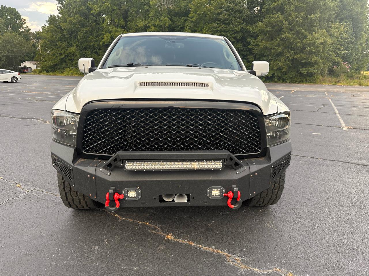 RAM 1500 4WD Quad Cab 140.5" SLT 2010