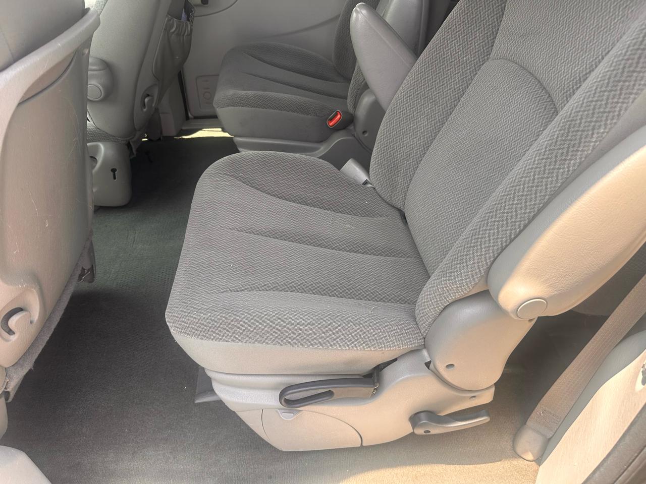 Dodge Caravan SXT 2006