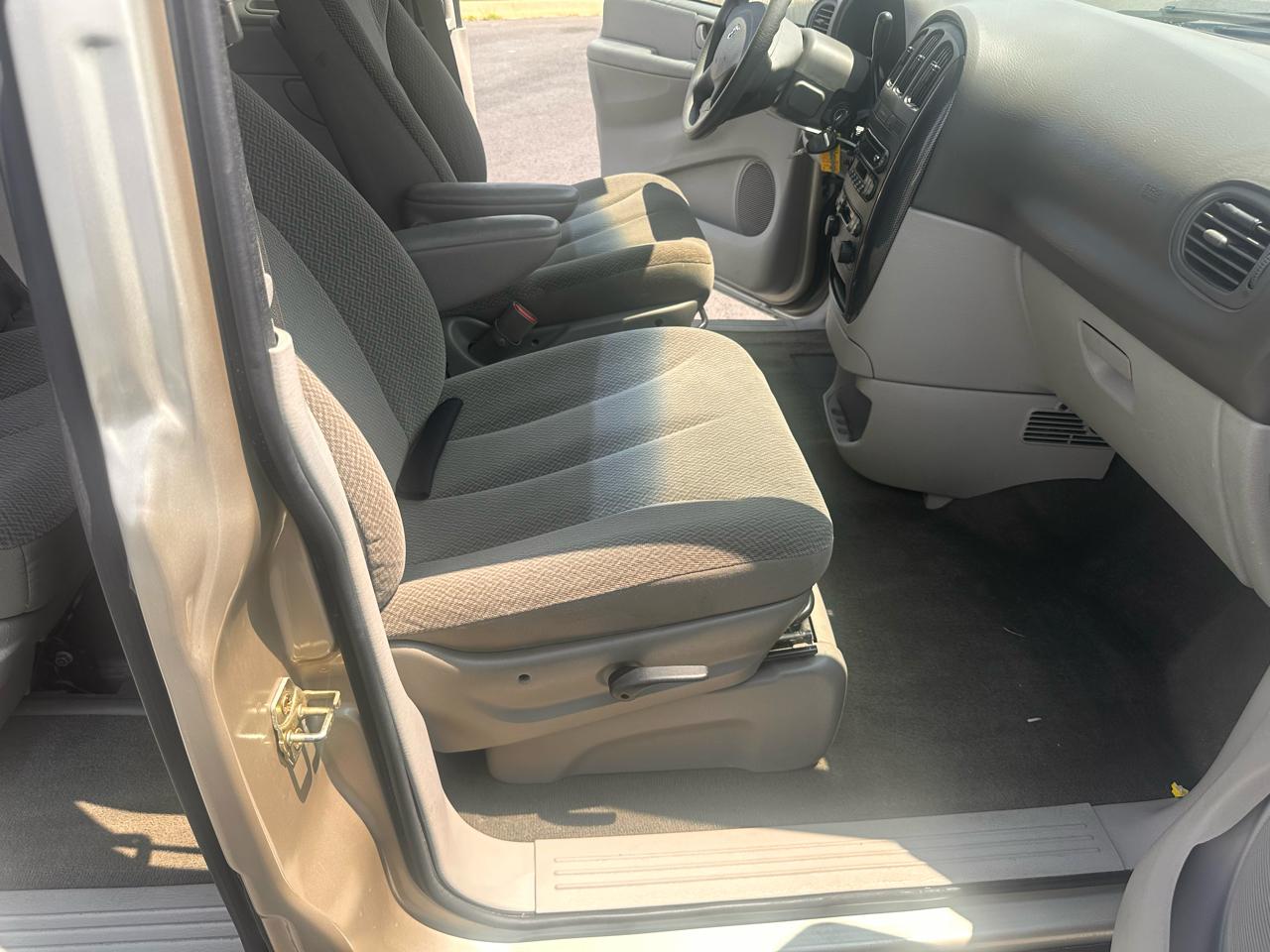 Dodge Caravan SXT 2006
