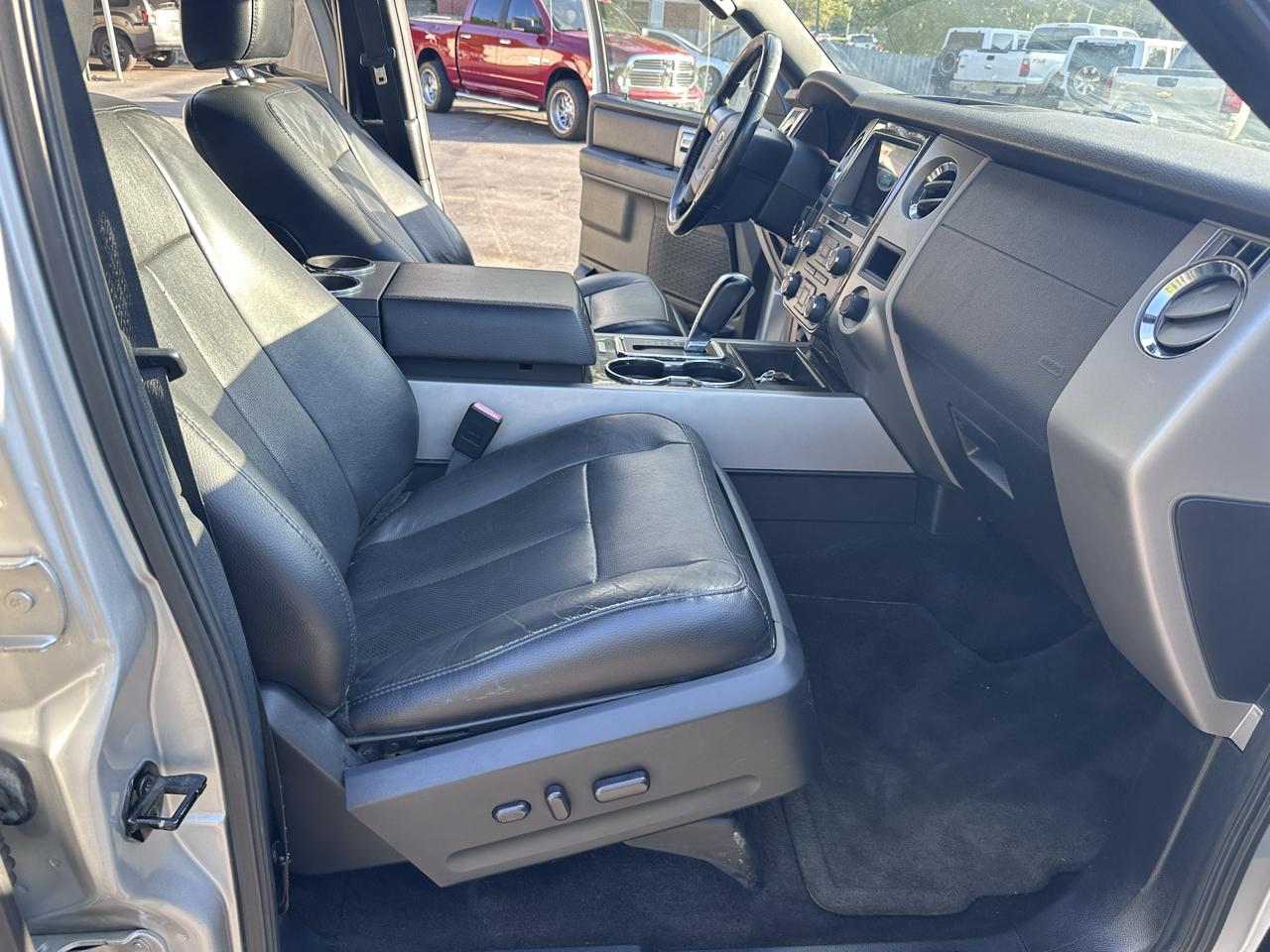 Ford Expedition EL Limited 4WD 2017