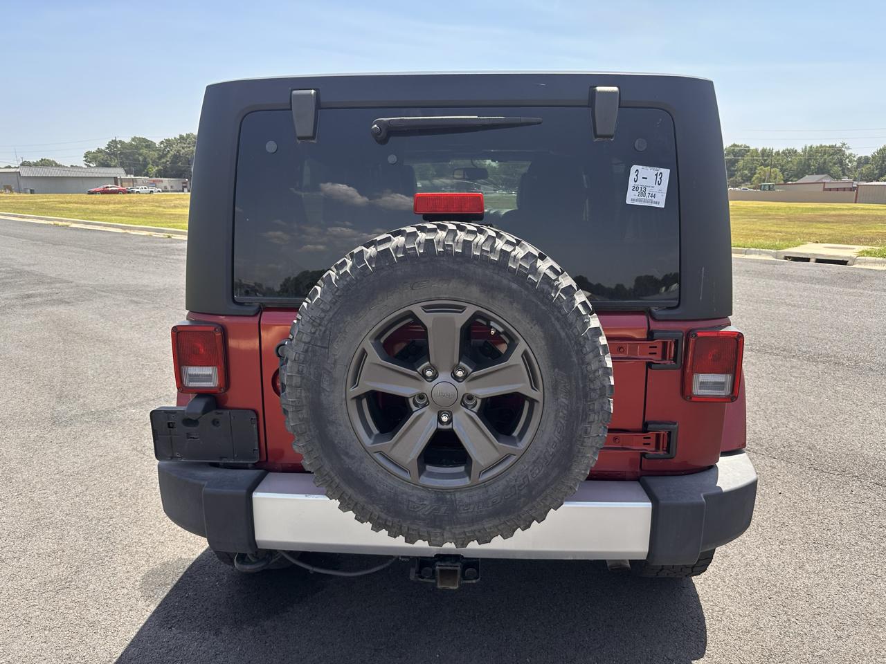 Jeep Wrangler Unlimited Sahara 4WD 2013