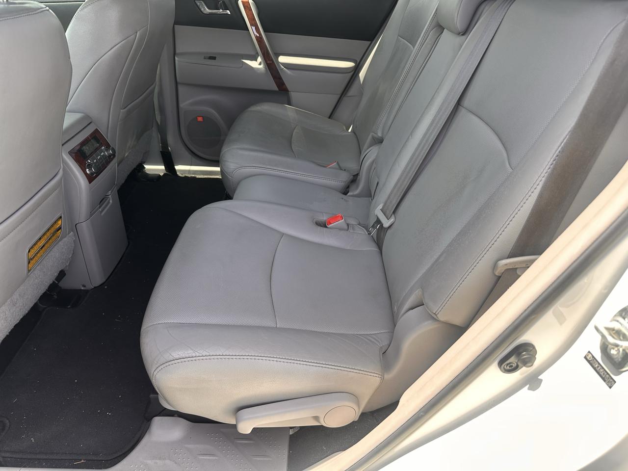 Toyota Highlander Limited 4WD 2012