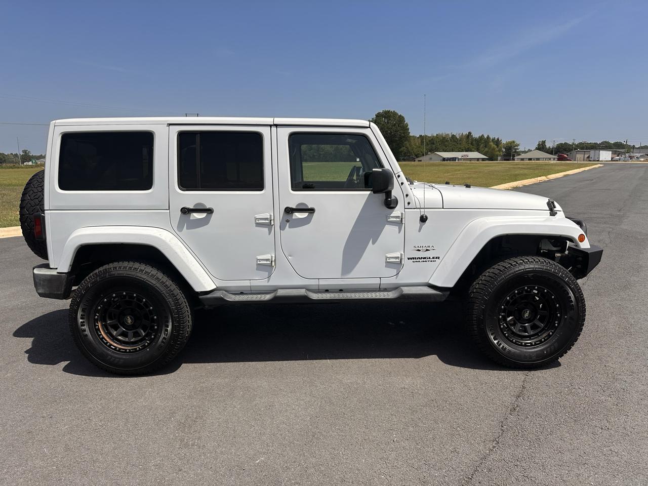 Jeep Wrangler Unlimited Sahara 4WD 2016