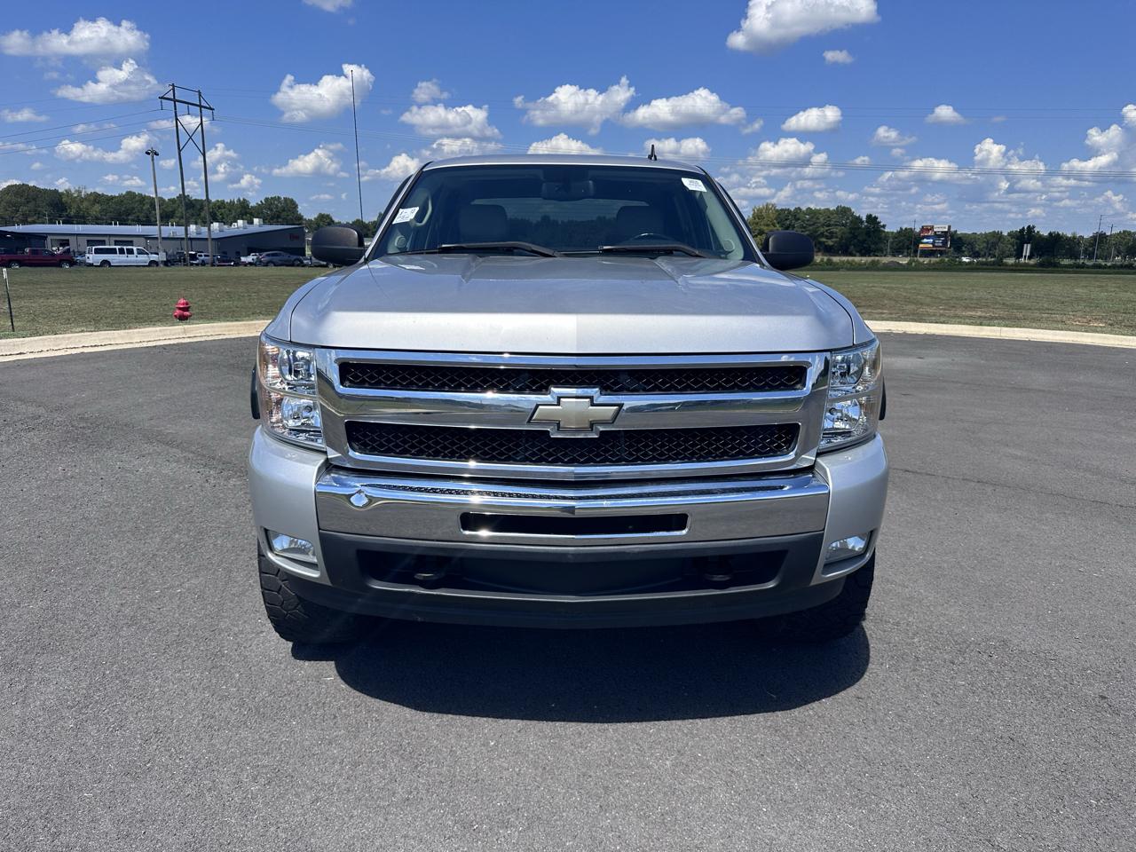 Chevrolet Silverado 1500 4WD Ext Cab 143.5" LT 2010