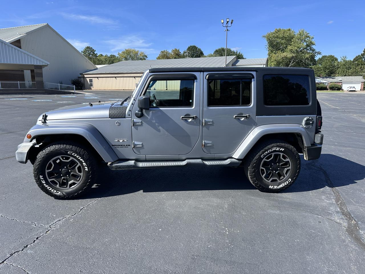 2016 Jeep Wrangler Unlimited Sahara 4WD