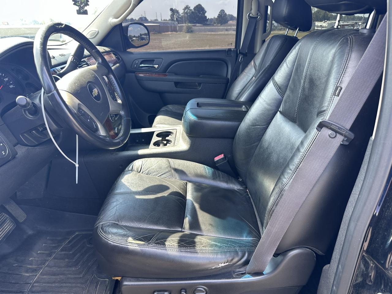 Chevrolet Silverado 1500 4WD Crew Cab 153.0" High Country 2011