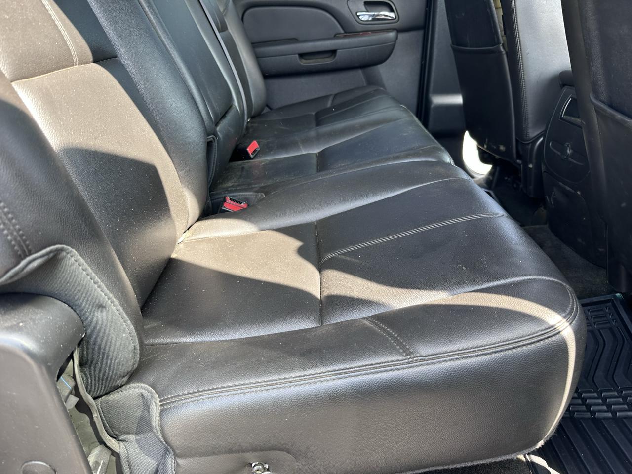 Chevrolet Silverado 1500 4WD Crew Cab 153.0" High Country 2011