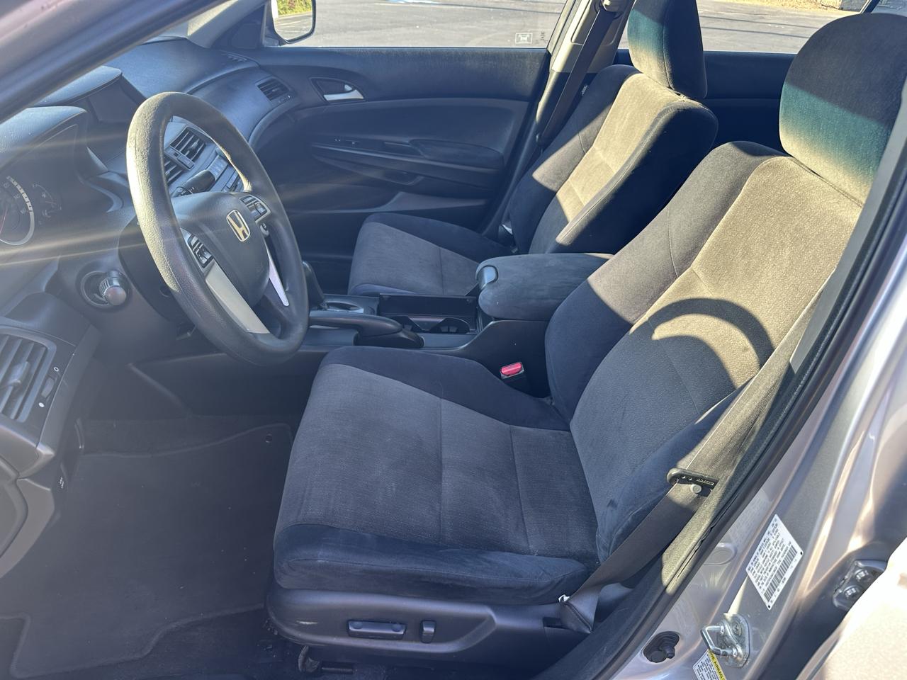 Honda Accord LX-P Sedan AT 2010