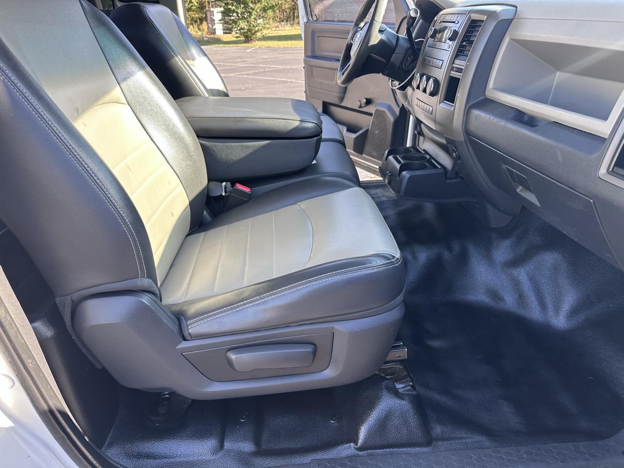Dodge Ram 3500 Regular Cab 2WD DRW 2012