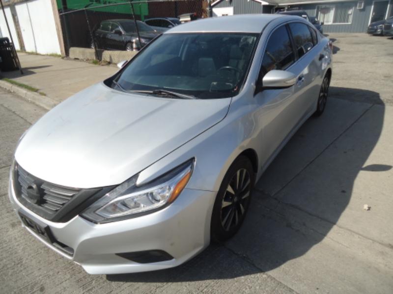 Nissan Altima 2.5 SV 2018