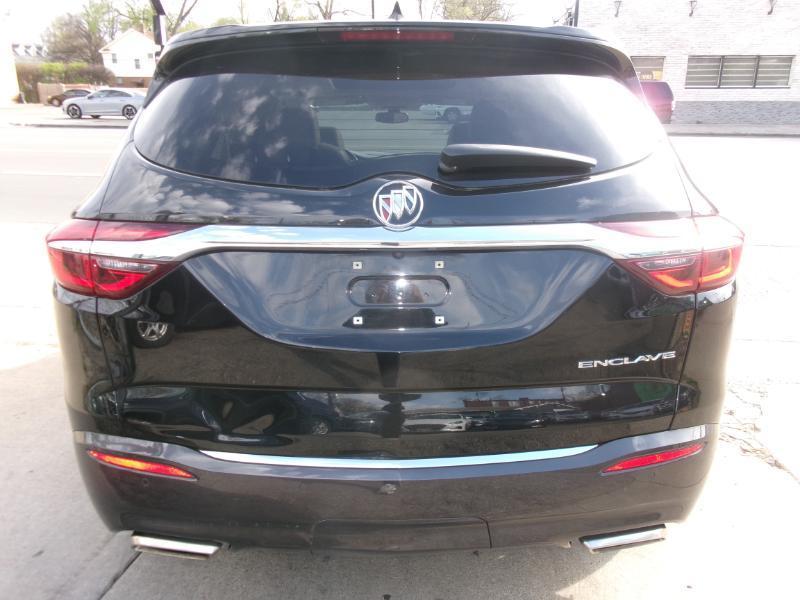 Buick Enclave Essence FWD 2019