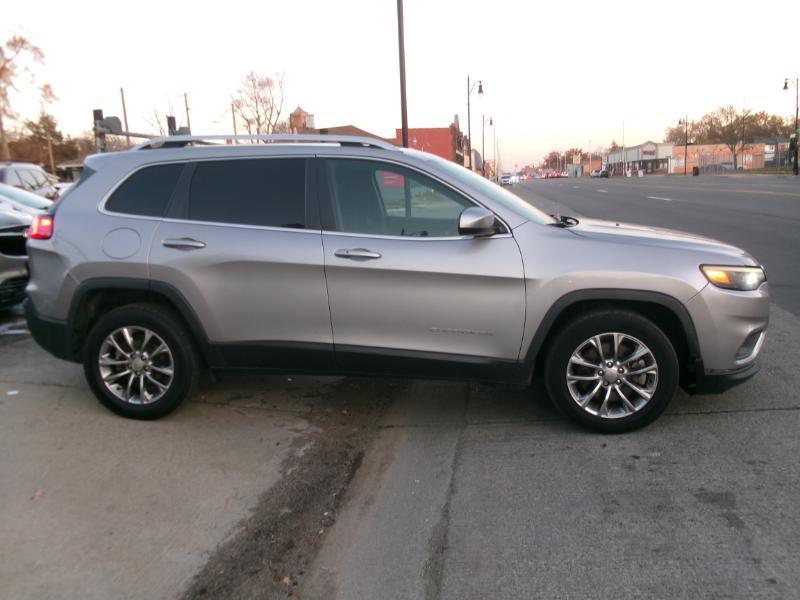 Jeep Cherokee Latitude Plus FWD 2019