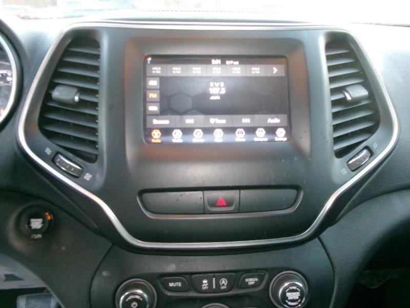 Jeep Cherokee Latitude Plus FWD 2019