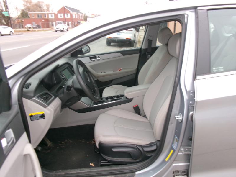 Hyundai Sonata SE 2016