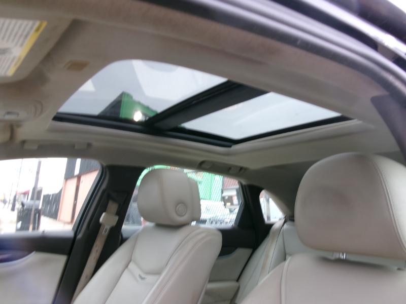 Cadillac XTS Luxury 2013