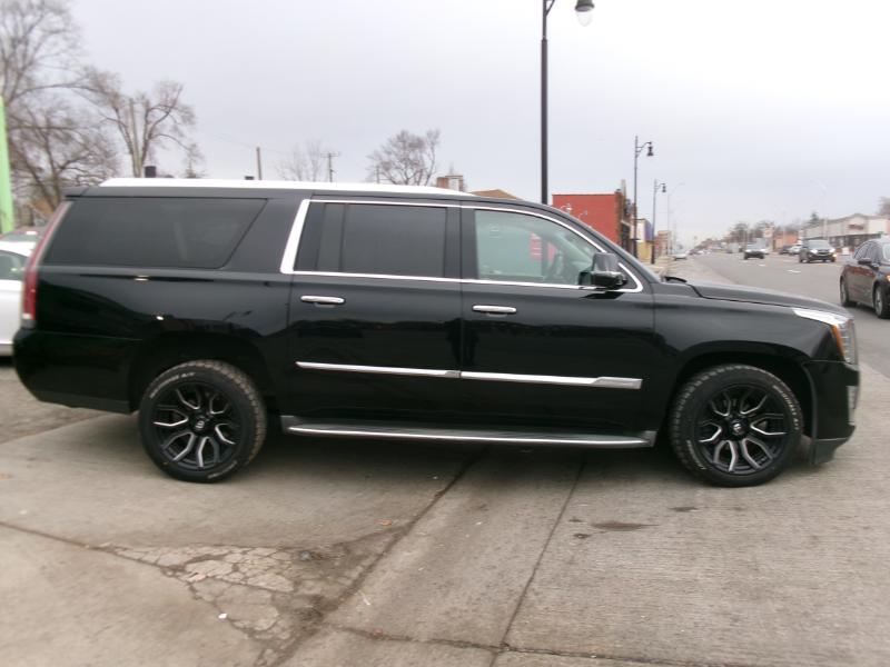 Cadillac Escalade ESV Premium 4WD 2015