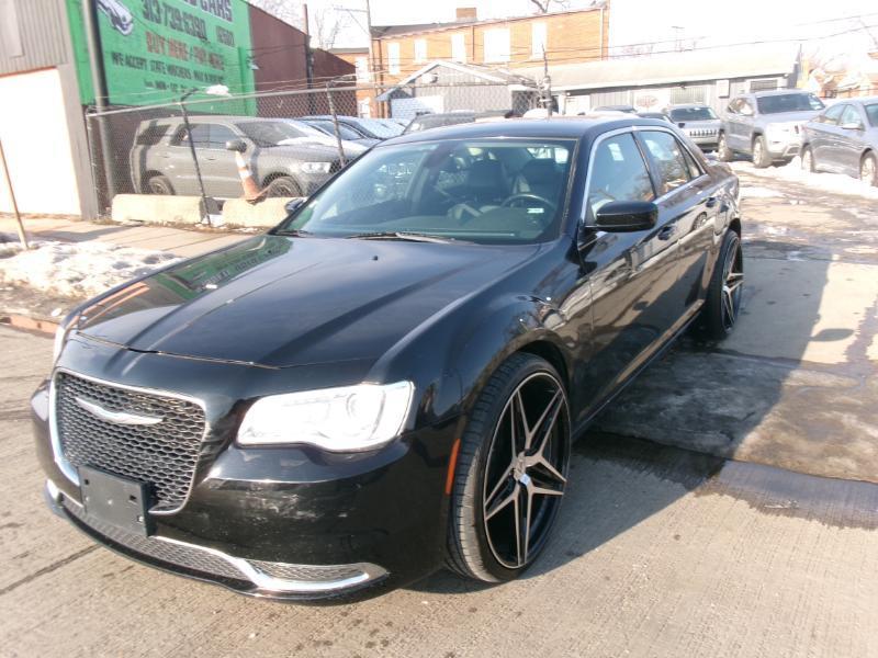 Chrysler 300 Limited AWD 2016