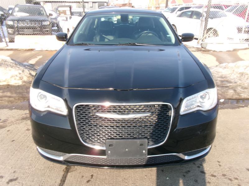 Chrysler 300 Limited AWD 2016