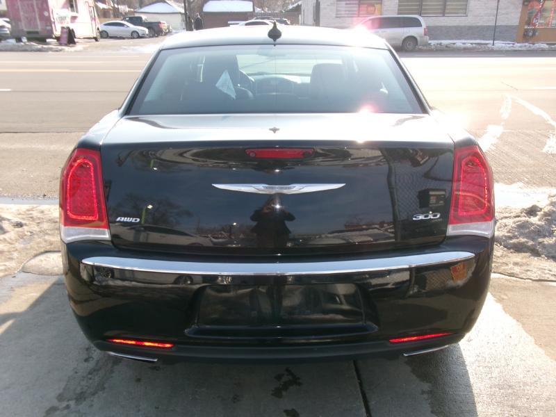 Chrysler 300 Limited AWD 2016