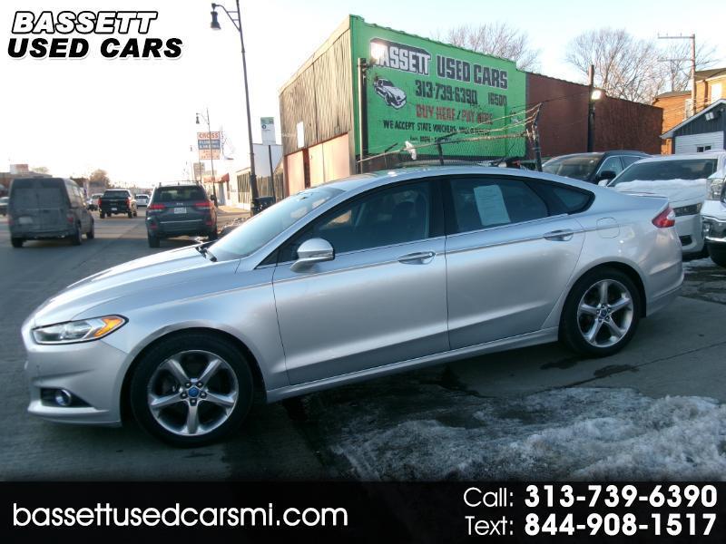 2013 Ford Fusion SE