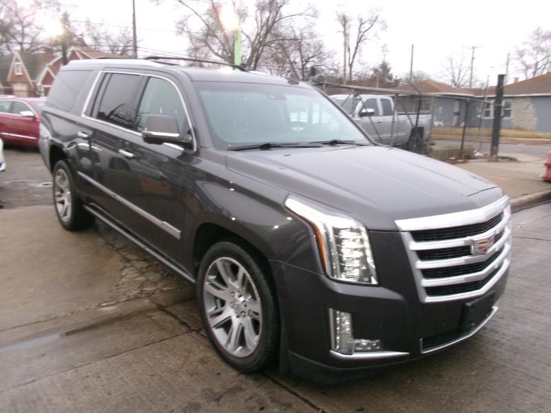 Cadillac Escalade ESV Premium 4WD 2016
